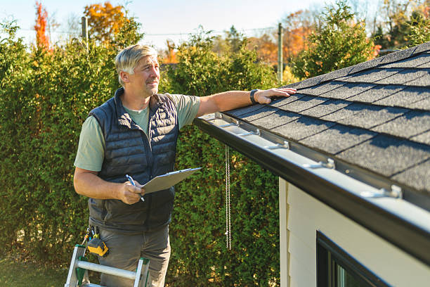Professional Roofing technician working in Baker, LA